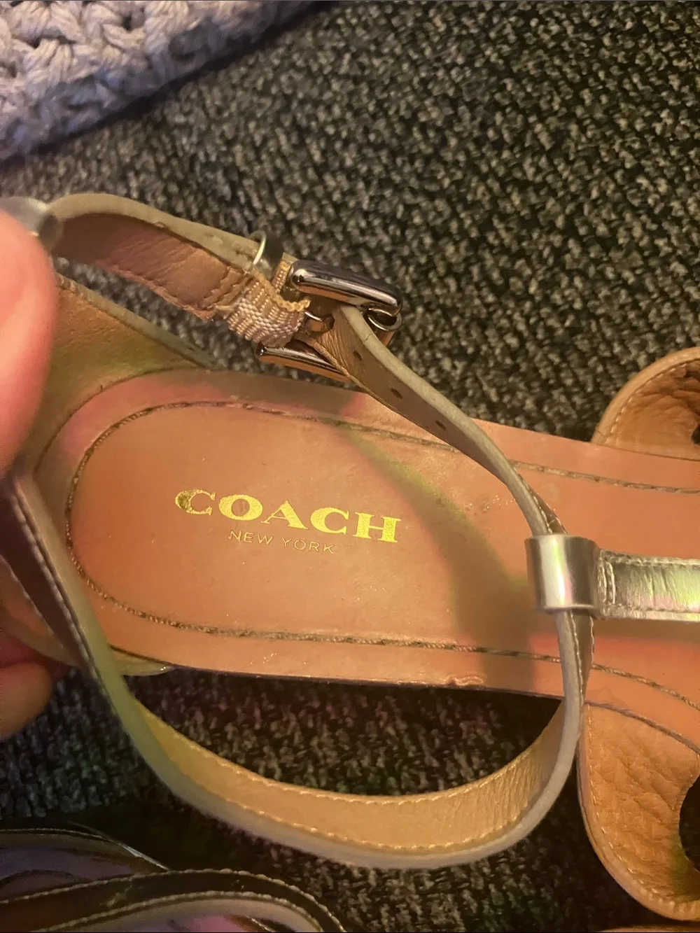Coach ines metallic wedge thong sandals tan/silver size 7 ladies